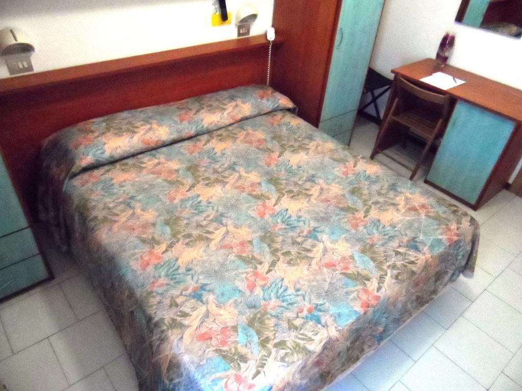 Hotel La Dolce Vita Rimini Værelse billede