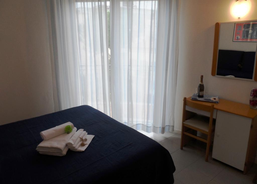 Hotel La Dolce Vita Rimini Eksteriør billede