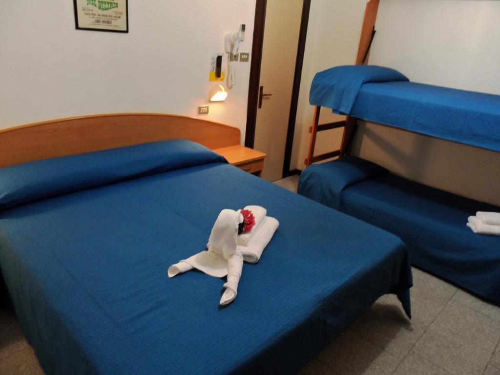 Hotel La Dolce Vita Rimini Værelse billede